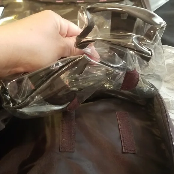 New mark.  Mark up case by Avon - Picture 9 of 16